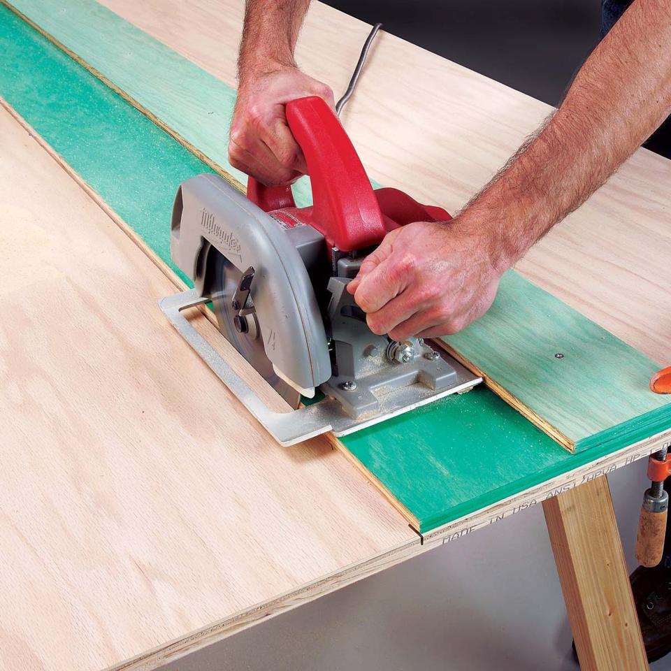 What are the different types of circular saws?