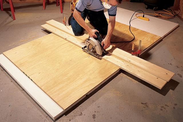 how to cut plywood with a circular saw