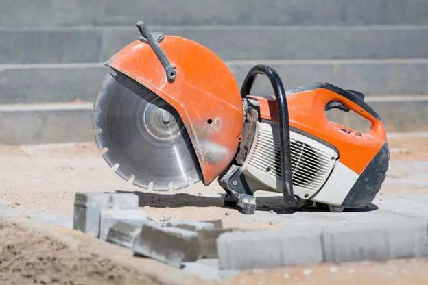 how to cut concrete slab with circular saw