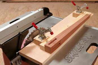 how to cut tapered legs with a circular saw