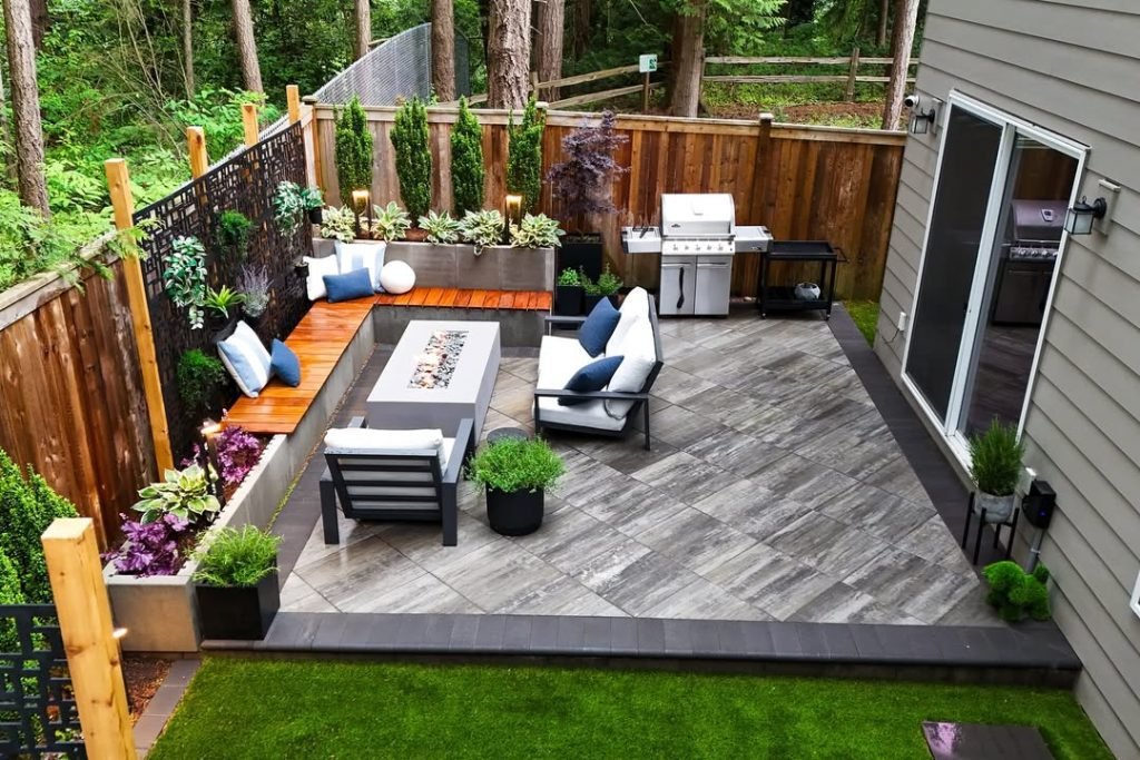 Contemporary Garden Boundary