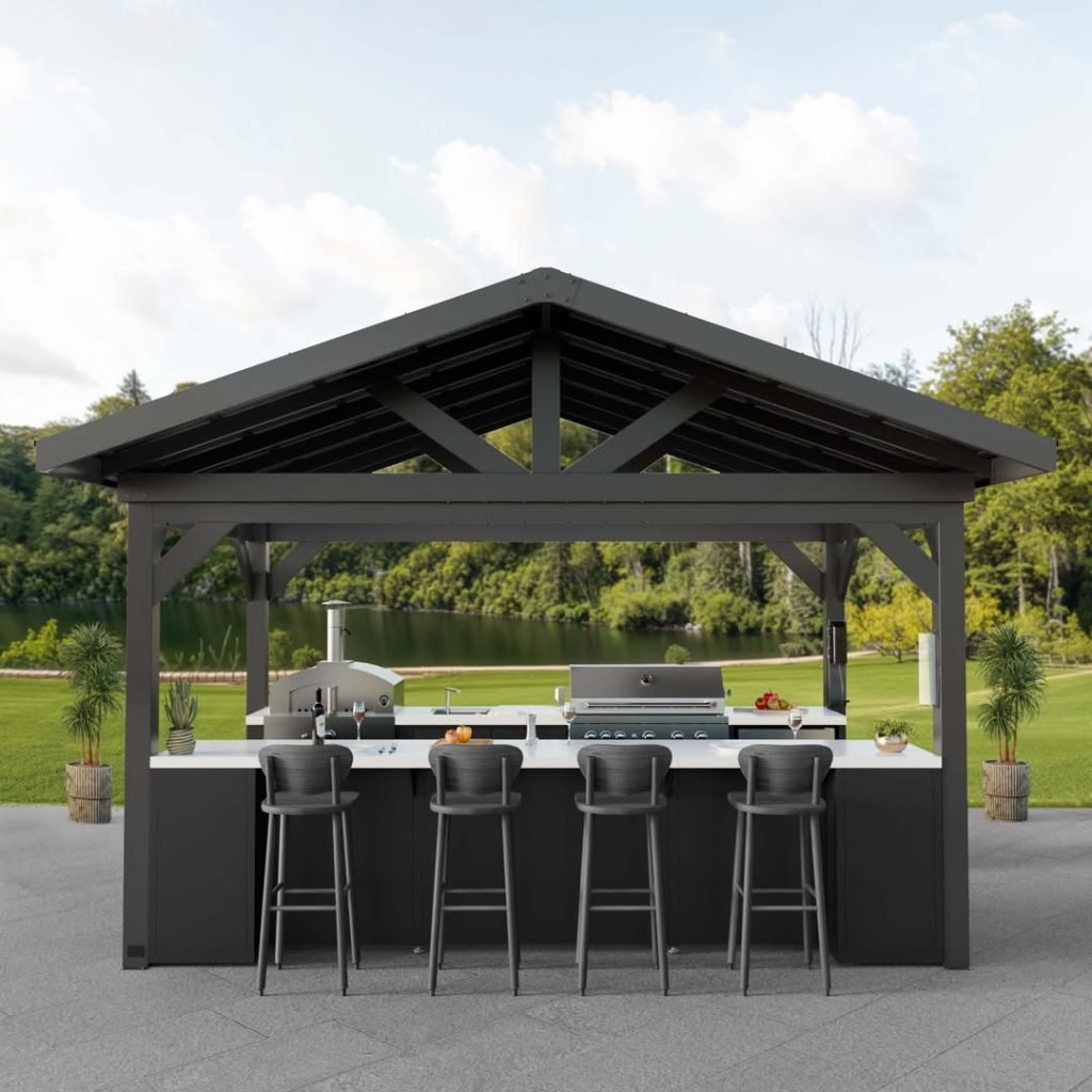 Elegant Lakeside Bar Space