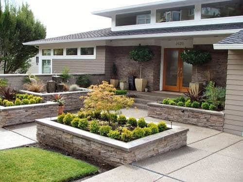 Elevated Mid-Century Garden Design