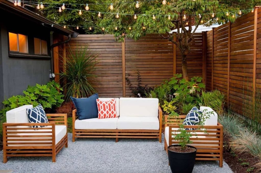 Inviting String Light Space