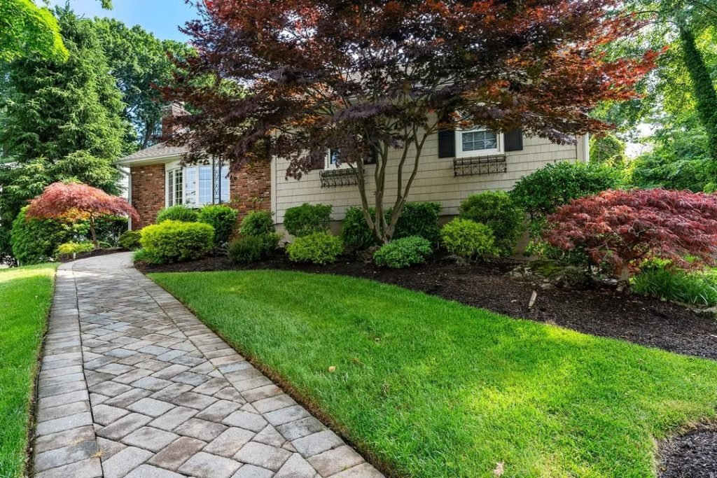 Maples and Pathways Design