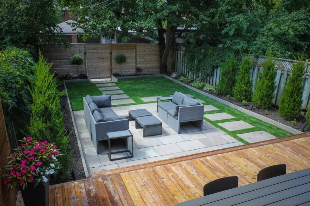 Serene City Garden Retreat